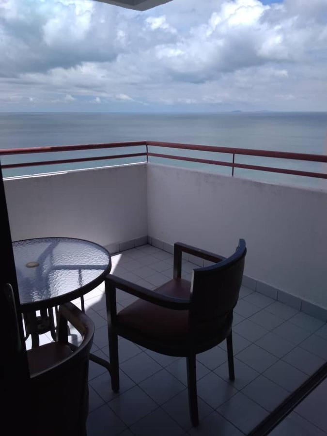 The Barn Private Home @ Sri Sayang Apartment Batu Feringgi Εξωτερικό φωτογραφία