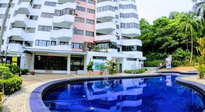 The Barn Private Home @ Sri Sayang Apartment Batu Feringgi Εξωτερικό φωτογραφία