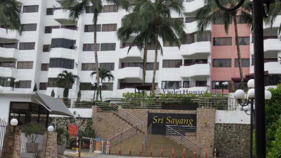 The Barn Private Home @ Sri Sayang Apartment Batu Feringgi Εξωτερικό φωτογραφία